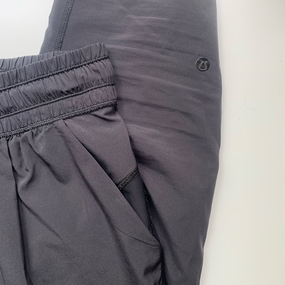 Black Lululemon joggers - Picture 2 of 3